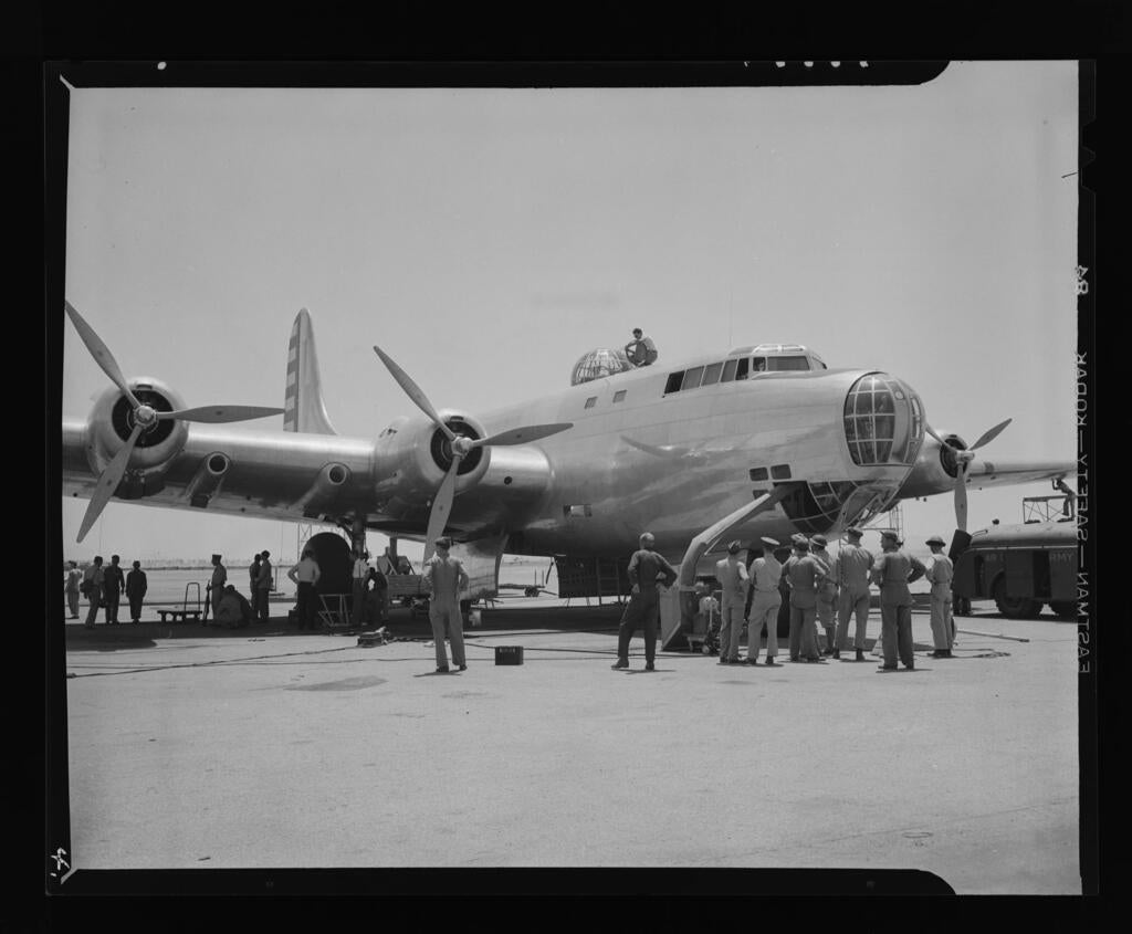 Douglas XB-19, 3rd flight, unidentified location, 1941